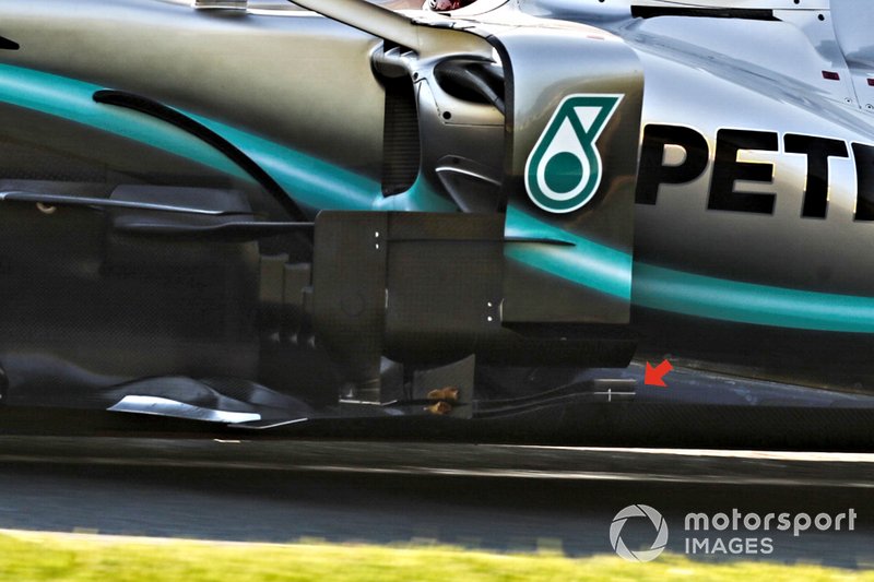 Mercedes AMG W10 sidepods detail