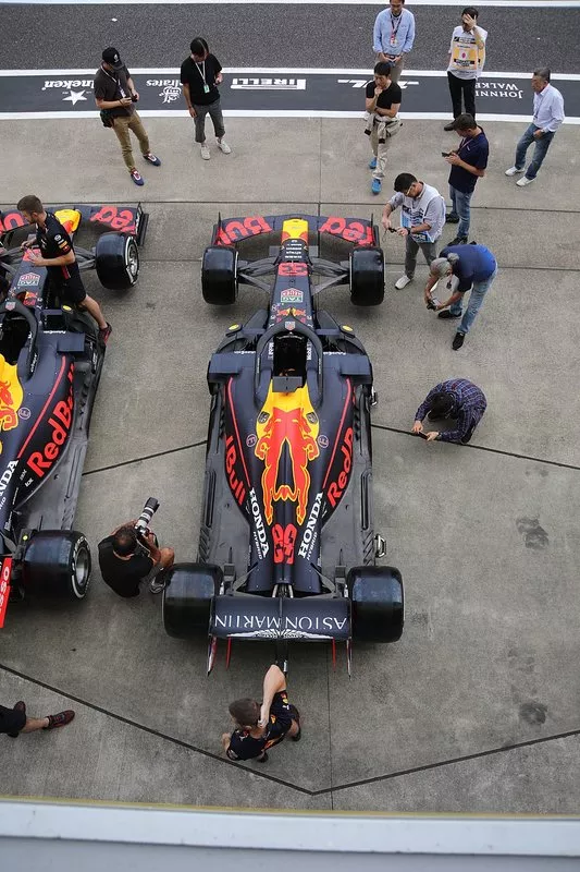 Red Bull Racing RB15 
