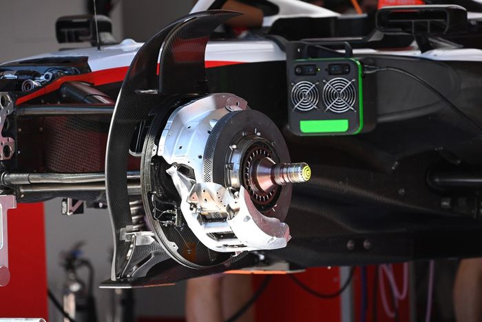 Haas VF-23 detalles técnicos