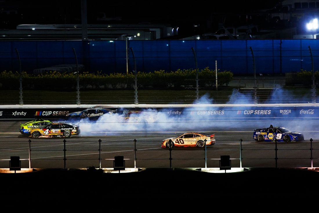 Ryan Blaney, Team Penske Ford, Joey Logano, Team Penske Ford, Chase Elliott, Hendrick Motorsports Chevrolet
