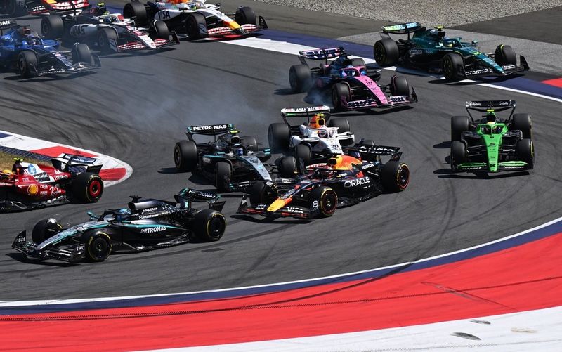 Max Verstappen, Red Bull Racing, Andrea Kimi Antonelli, Mercedes