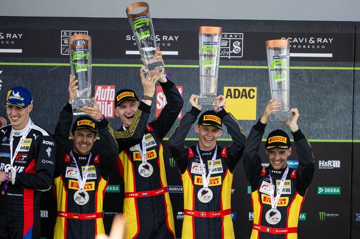 Podium: third place #54 Dinamic GT Porsche 911 GT3 R (992): Bastian Buus, Matteo Cairoli, Loek Hartog, Joel Sturm
