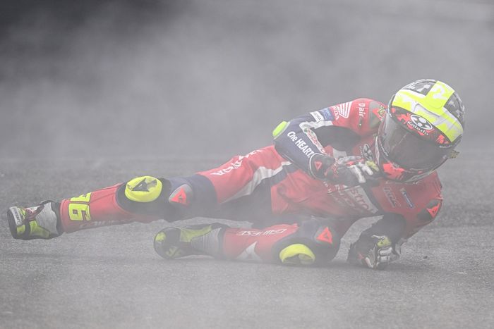 Joan Mir, Honda HRC crash