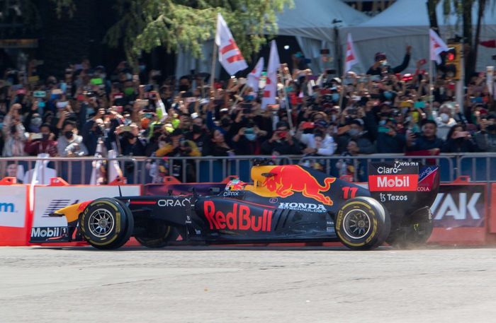Sergio Pérez. Red Bull ShowRun CDMX