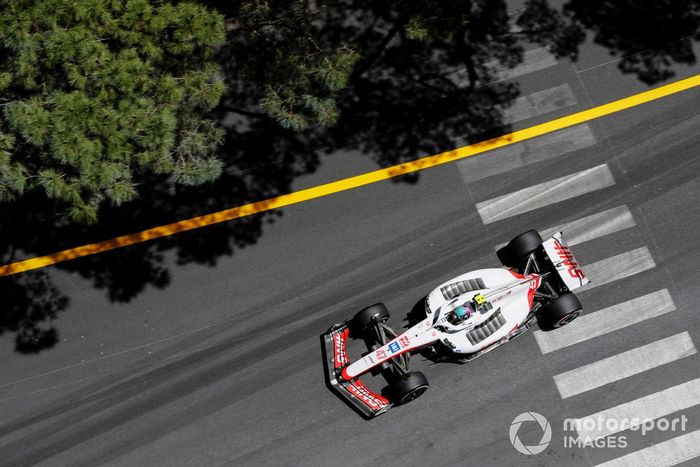 Mick Schumacher, Haas VF-22