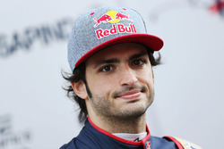 Карлос Сайнс мл., Scuderia Toro Rosso