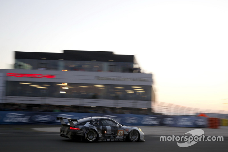 #88 Abu Dhabi Proton Competition Porsche 911 RSR: Khaled Al Qubaisi, Patrick Long, David Heinemeier Hansson