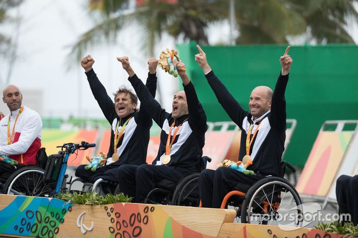 Alex Zanardi con el equipo italiano