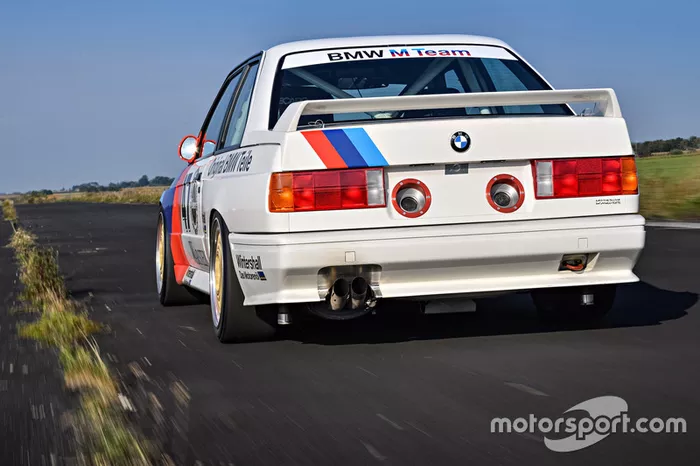 BMW M3 DTM E30