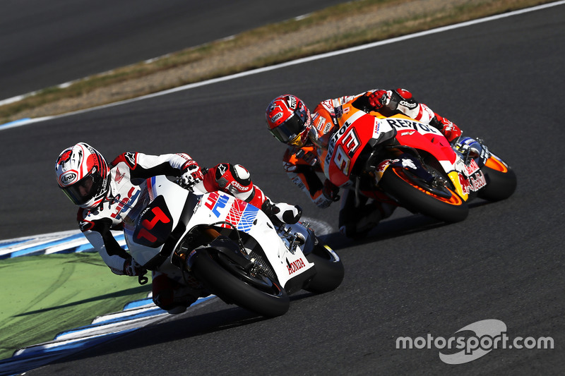 Fernando Alonso and Marc Marquez on the RC213V