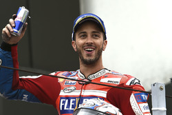 Podio: il terzo classificato Andrea Dovizioso, Ducati Team