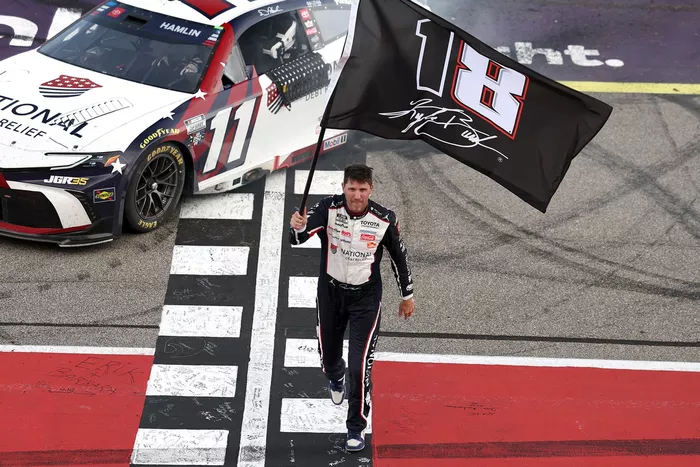Denny Hamlin, Joe Gibbs Racing