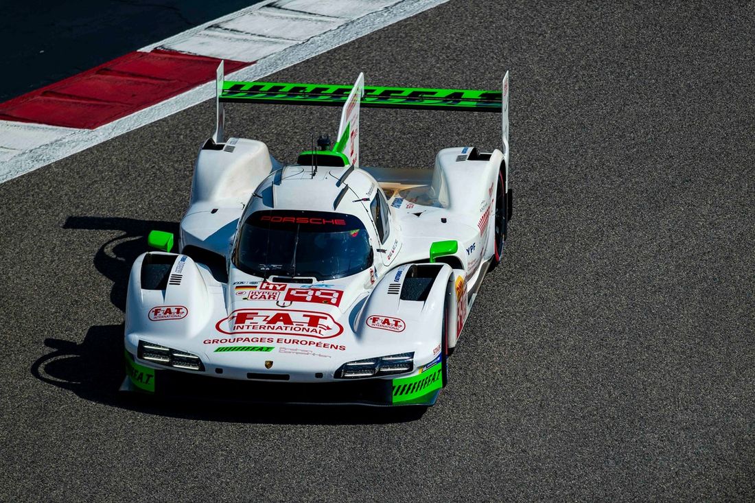 #99 Proton Competition Porsche 963: Neel Jani, Nicolas Pino, Nicolas Varrone