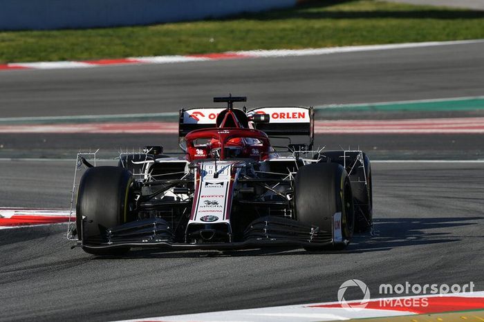 12º Robert Kubica, Alfa Romeo Racing C39: 1:16.942 (con neumáticos C5)