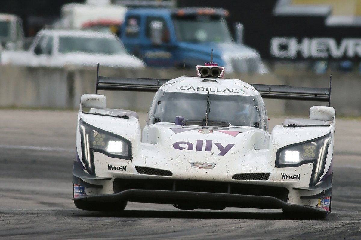 #48 Action Express Racing Cadillac DPi: Jimmie Johnson, Kamui Kobayashi, Simon Pagenaud