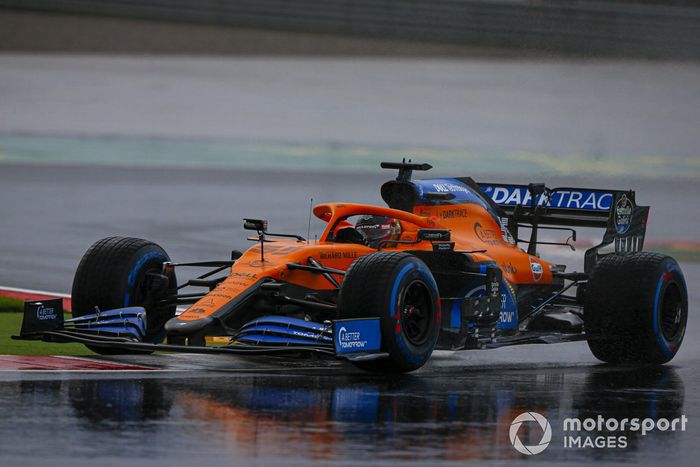 Carlos Sainz Jr., McLaren MCL35