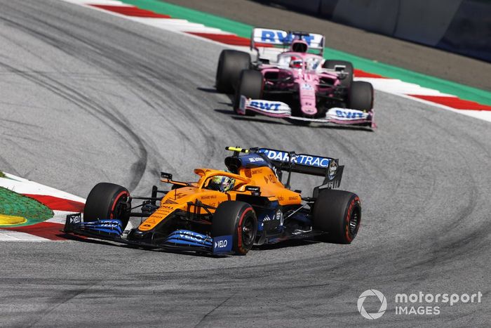 Lando Norris, McLaren MCL35, Sergio Pérez, Racing Point RP20 