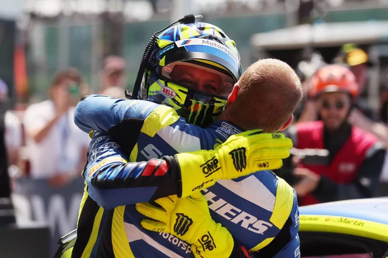 #46 Team WRT, BMW M4 GT3: Valentino Rossi, Maxime Martin 