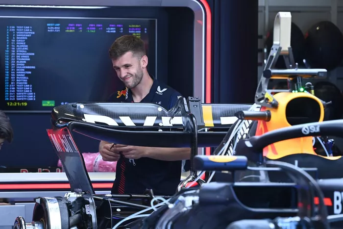 Red Bull Racing RB19 detalles técnicos