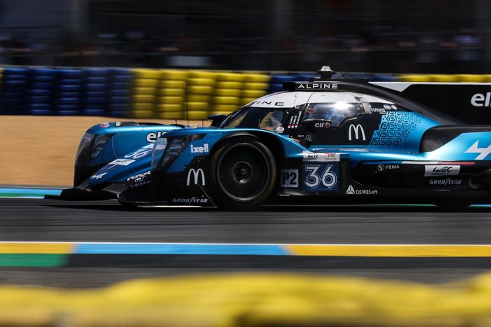 #36 Alpine Elf Team Oreca 07 - Gibson de Matthieu Vaxiviere, Charles Milesi, Julien Canal