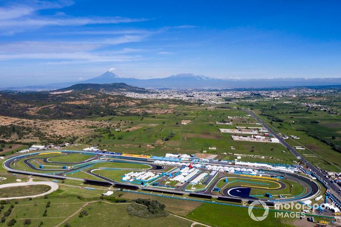 Vista aérea del Autódromo Miguel E. Abed