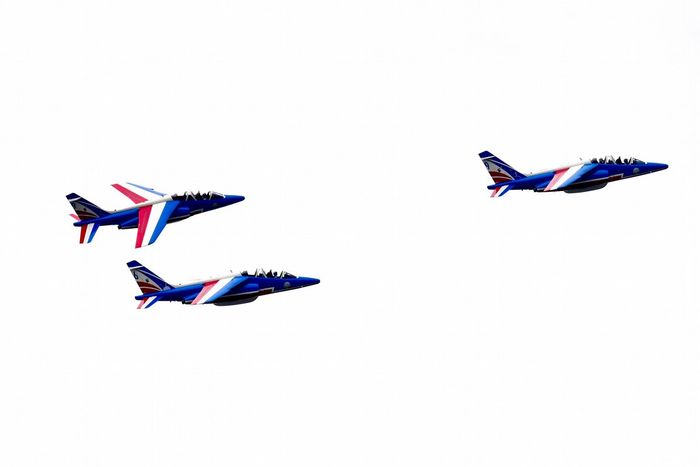 Aviones jets Alpha del equipo de exhibición Armee de l'Air et Espace La Patrouille de France 