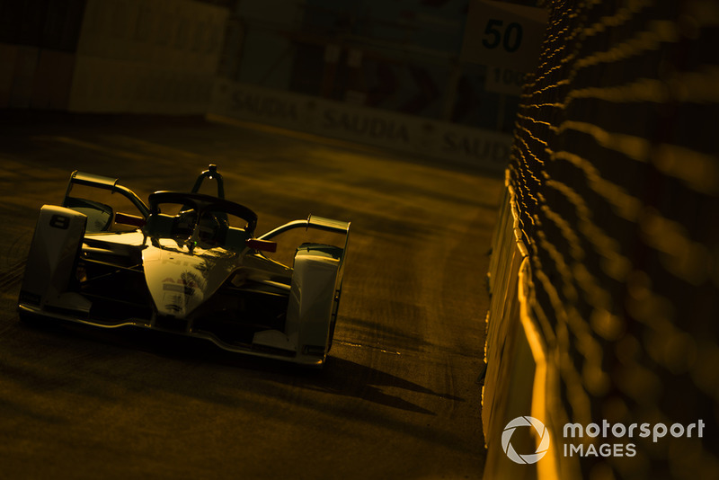 Jamie Chadwick, NIO Formula E Team, NIO Sport 004