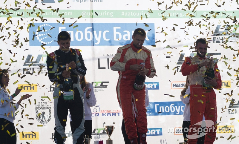 Подіум GT Open2: Владислав Феоктистов, Андрій Євтушенко, Юрій Мочанов