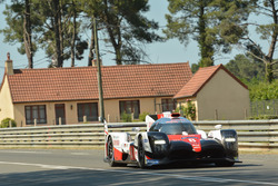 #8 Toyota Gazoo Racing Toyota TS050 Hybrid: Anthony Davidson, Sébastien Buemi, Kazuki Nakajima