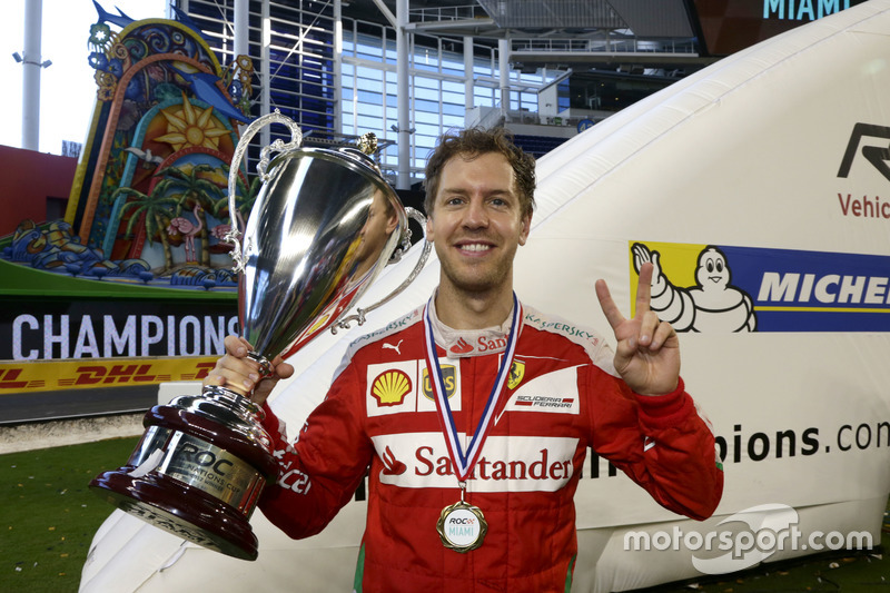 Le vainqueur de la Nations Cup, Sebastian Vettel