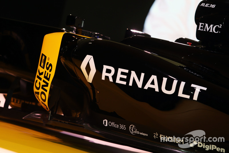 Presentación del auto Renault F1 Team