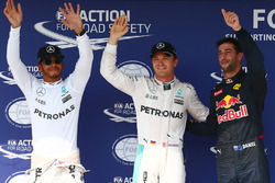 Поул-позиція Ніко Росберг, Mercedes AMG F1, друге місце Льюїс Хемілтон, Mercedes AMG F1, третє місце