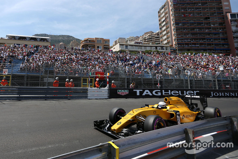 Kevin Magnussen, Renault Sport F1 Team