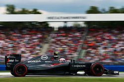 Jenson Button, McLaren MP4-31