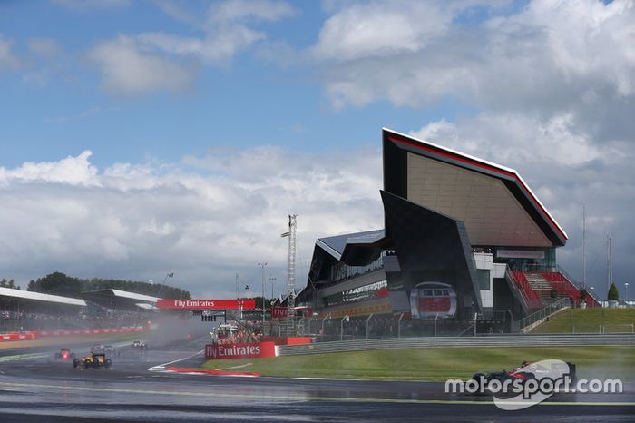 Salida de pista, salvada, excursión...y vacío