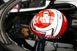 Kevin Magnussen, Haas F1 Team, kokpitte