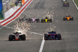 Ромен Грожан, Haas F1 Team VF-18, П'єр Гаслі, Scuderia Toro Rosso STR13