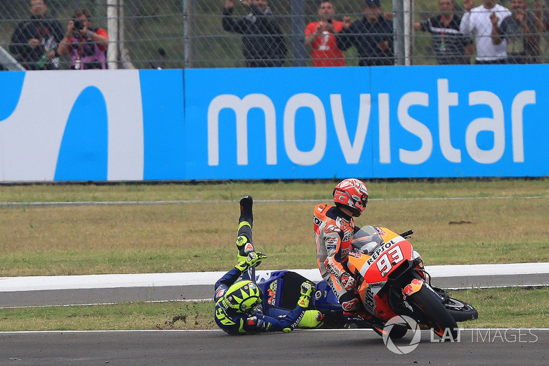 Marc Marquez, Repsol Honda Team, Valentino Rossi, Yamaha Factory Racing crashes