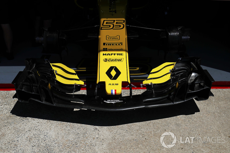Detalle del morro del Renault Sport F1 Team R.S. 18 de Carlos Sainz