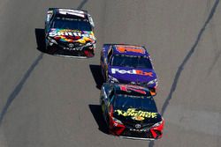 Martin Truex Jr., Furniture Row Racing, Toyota Camry 5-hour ENERGY/Bass Pro Shops, Denny Hamlin, Joe