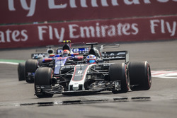 Romain Grosjean, Haas F1 Team VF-17