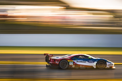 #66 Ford Chip Ganassi Racing Team UK Ford GT: Олів'є Пла, Штефан Мюке