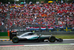Льюіс Хемілтон, Mercedes AMG F1 W07 Hybrid