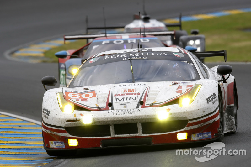 35e: #60 Formula Racing Ferrari 458 Italia: Christina Nielsen, Mikkel Mac, Johnny Laursen