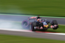Daniil Kvyat, Scuderia Toro Rosso in trouble