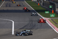 Valtteri Bottas, Mercedes AMG F1 W09, Sebastian Vettel, Ferrari SF71H, Lewis Hamilton, Mercedes AMG F1 W09, Max Verstappen, Red Bull Racing RB14 Tag Heuer, and Kimi Raikkonen, Ferrari SF71H