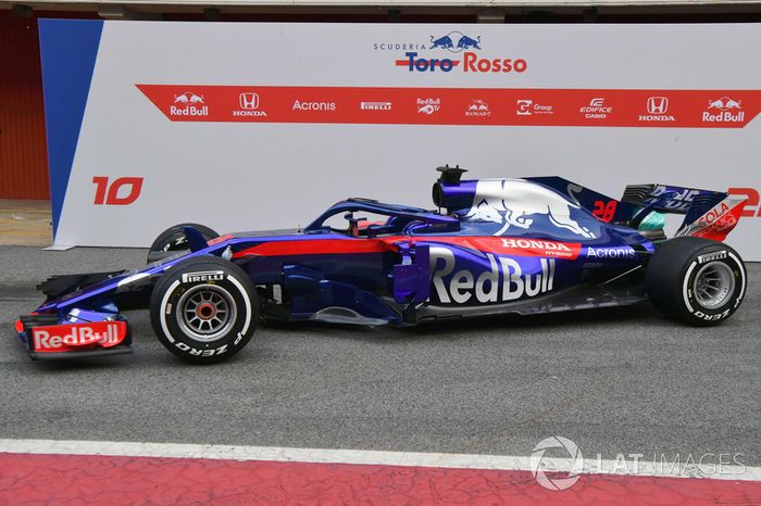 The new Scuderia Toro Rosso STR13