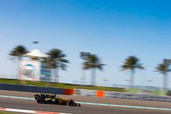 Carlos Sainz Jr., Renault Sport F1 Team RS17