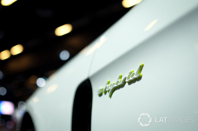 Porsche Panamera Turbo S e-Hybrid