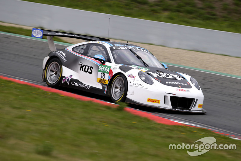 #18 KÜS TEAM75 Bernhard, Porsche 911 GT3 R: Adrien de Leener, Christopher Friedrich